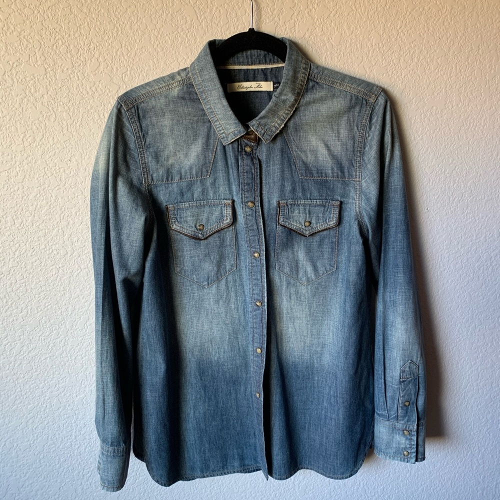 Christopher Blue shirt